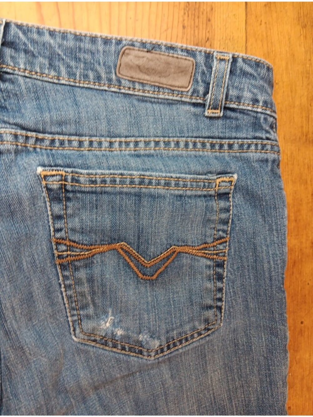 Harley Davidson Jeans Women 8 Regular Bootcut Embroidered Pocket Distressed Read - Picture 2 of 12